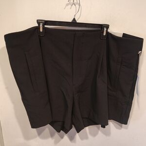 A New Day Black Pleated Front Midi Shorts Sz 22 Casual Vacation 4" Inseam